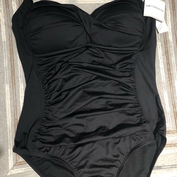 Swimsuit - Picture 2 of 4